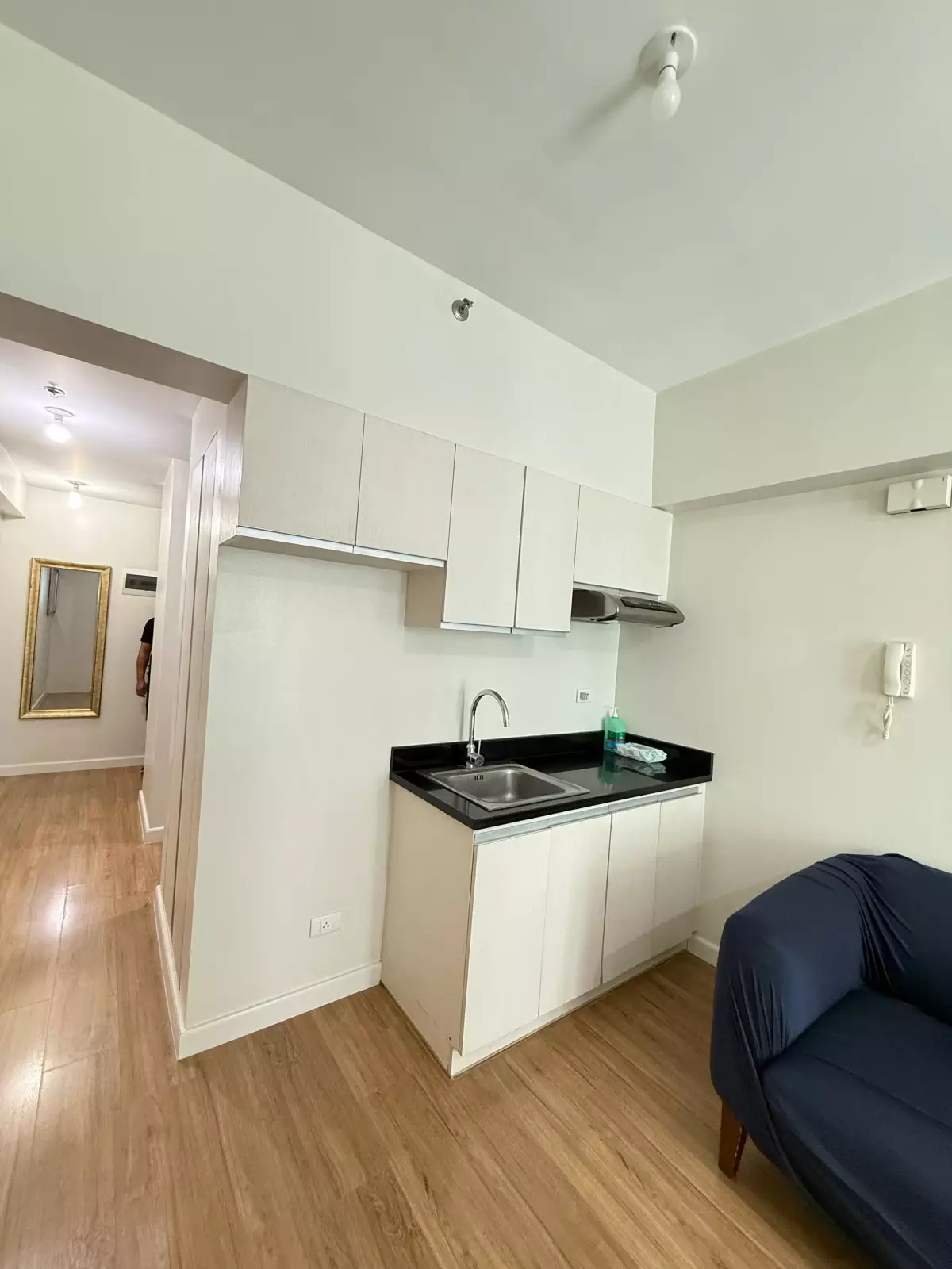 STUDIO WITH PARKING IN SOLINEA TOWER 2 — Studio in Mabolo, Cebu City, Cebu — Photo 3