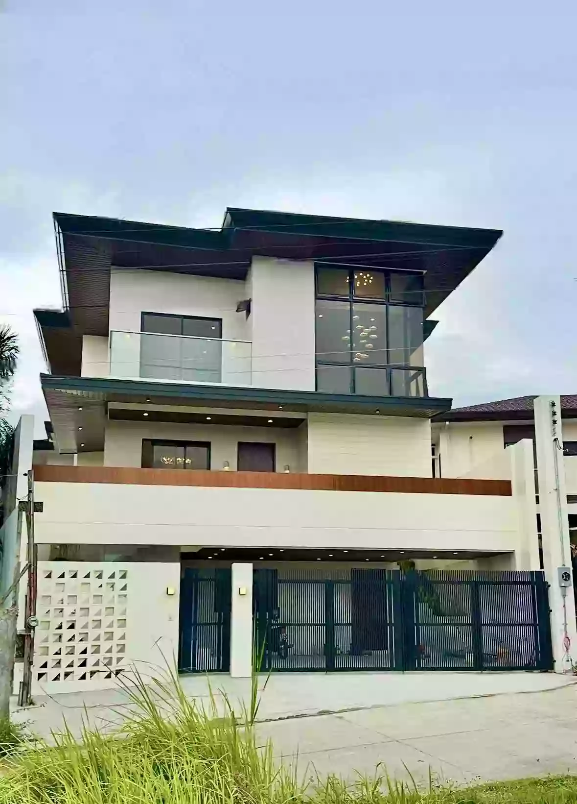 3 storey Brandnew House and Lot
