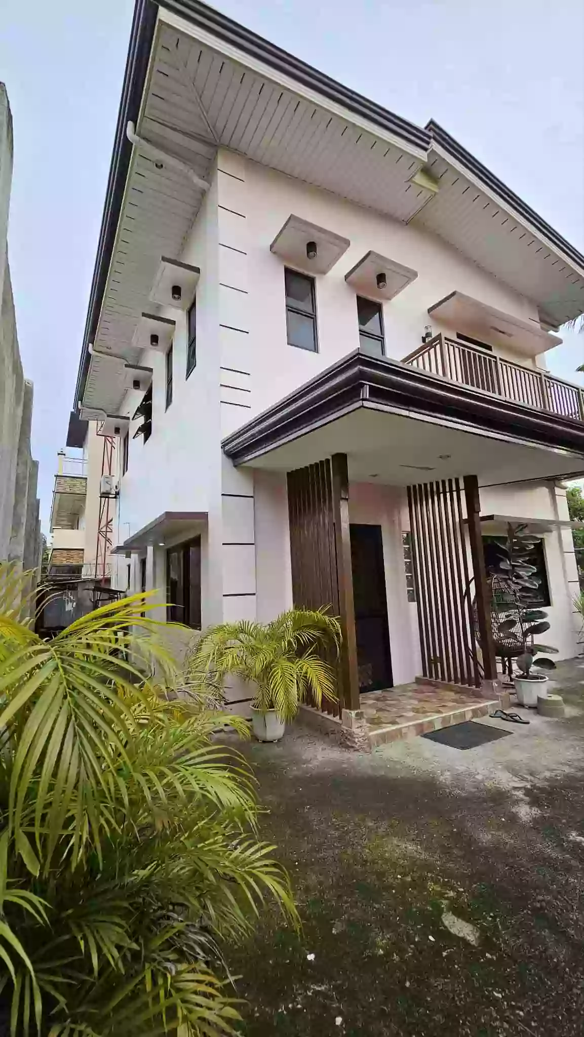 HOUSE AND LOT  FOR SALE IN KINGSWOOD VILLA MINGLANILLA — House and Lot in Kingswood, Minglanilla, Cebu — Photo 5