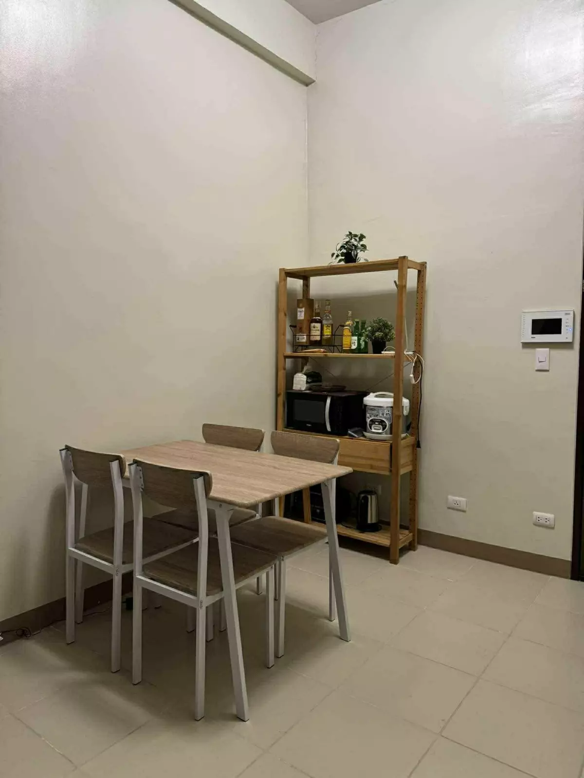 1 BR Penthouse with Balcony For Sale — Penthouse in Iloilo City — Photo 6