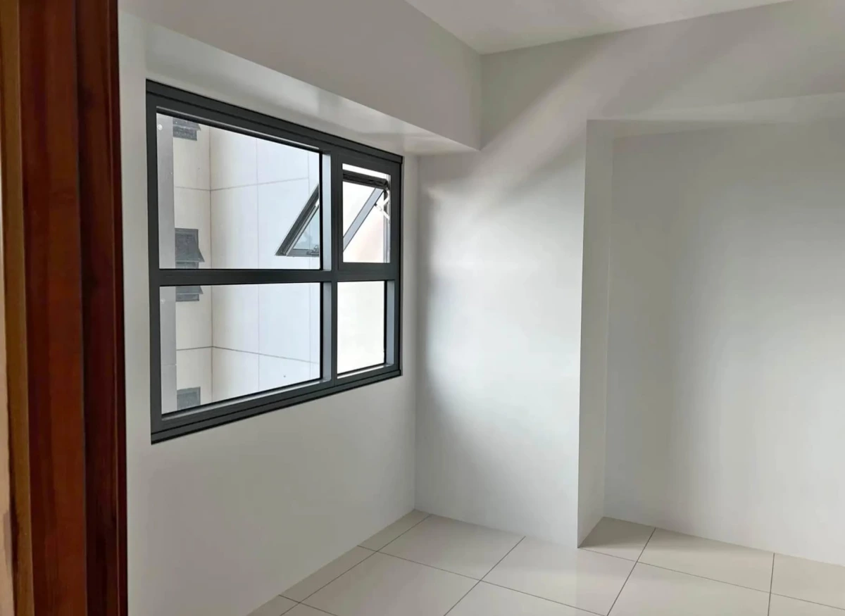 1Br with Balcony Cheapest Horizons 101 SAVE 5M — 1 Bedroom in Cogon Ramos, Cebu City, Cebu — Photo 3