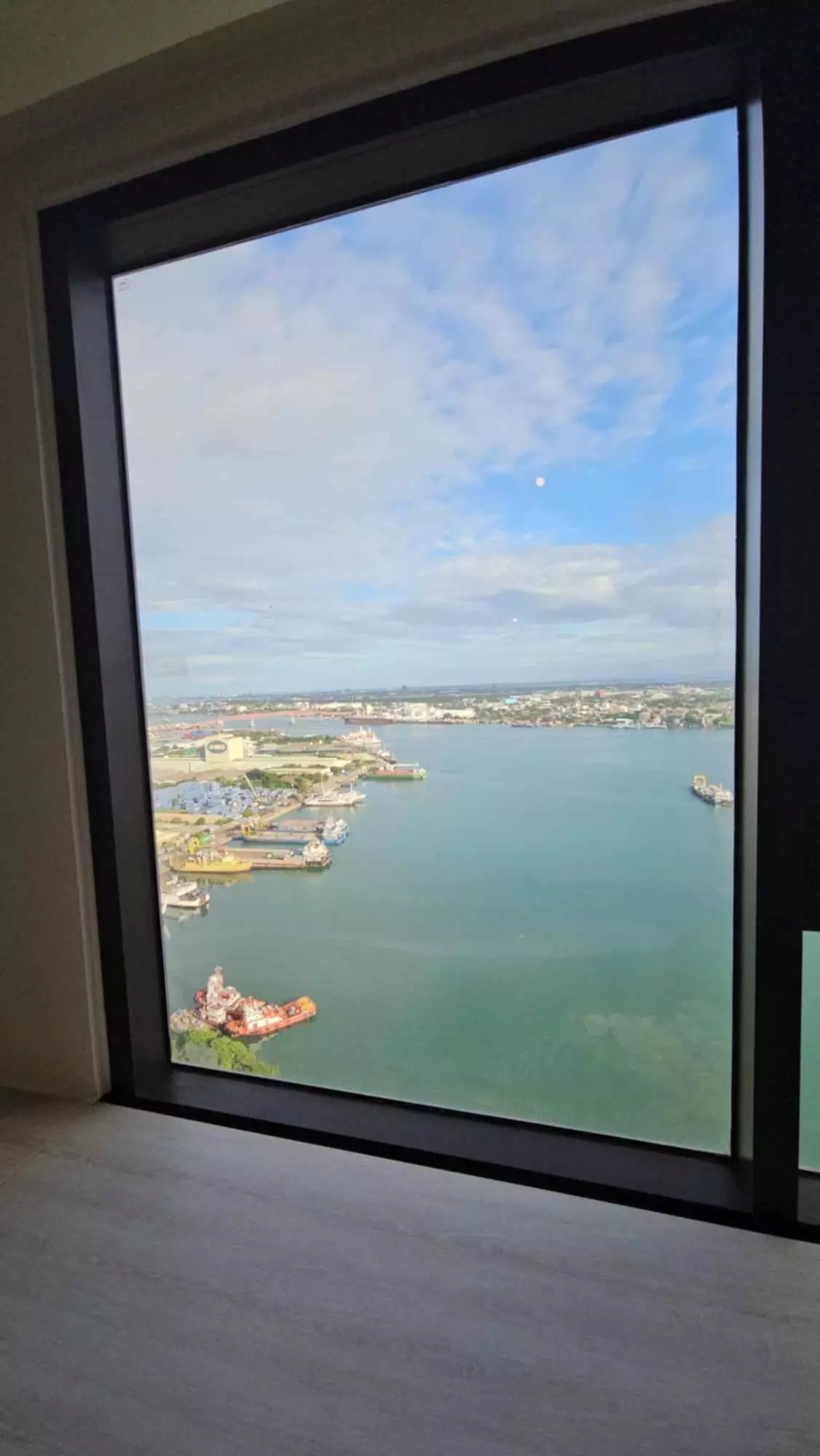 Mandani Bay Seaview Studio Unit for Sale!!! — Studio in F.E. Zuellig Avenue, Mandaue City, Philippines — Photo 4