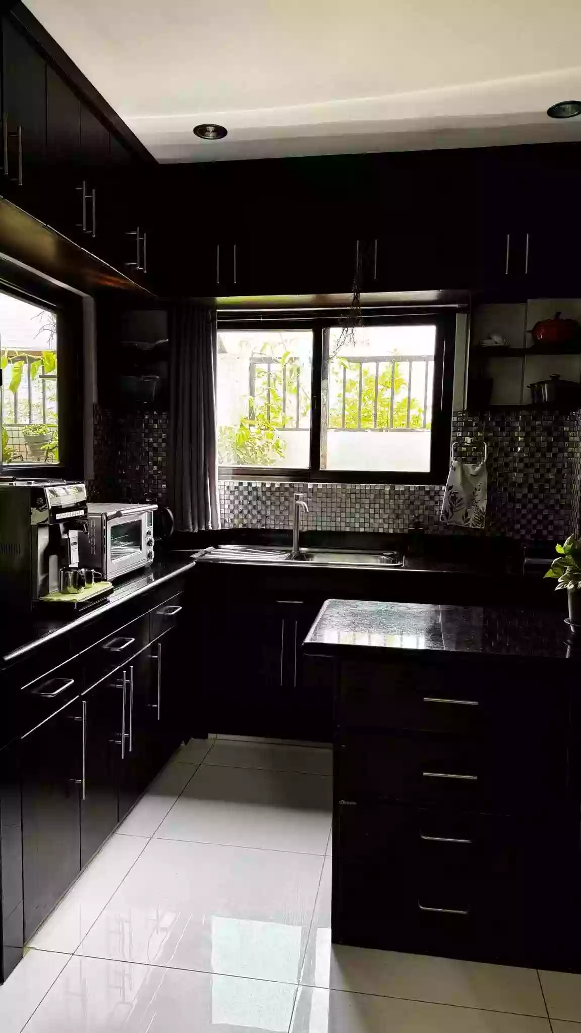 House and Lot (3 storey house @Pacific Heights's Subd.) — House and Lot in Talisay, Cebu, Philippines — Photo 3