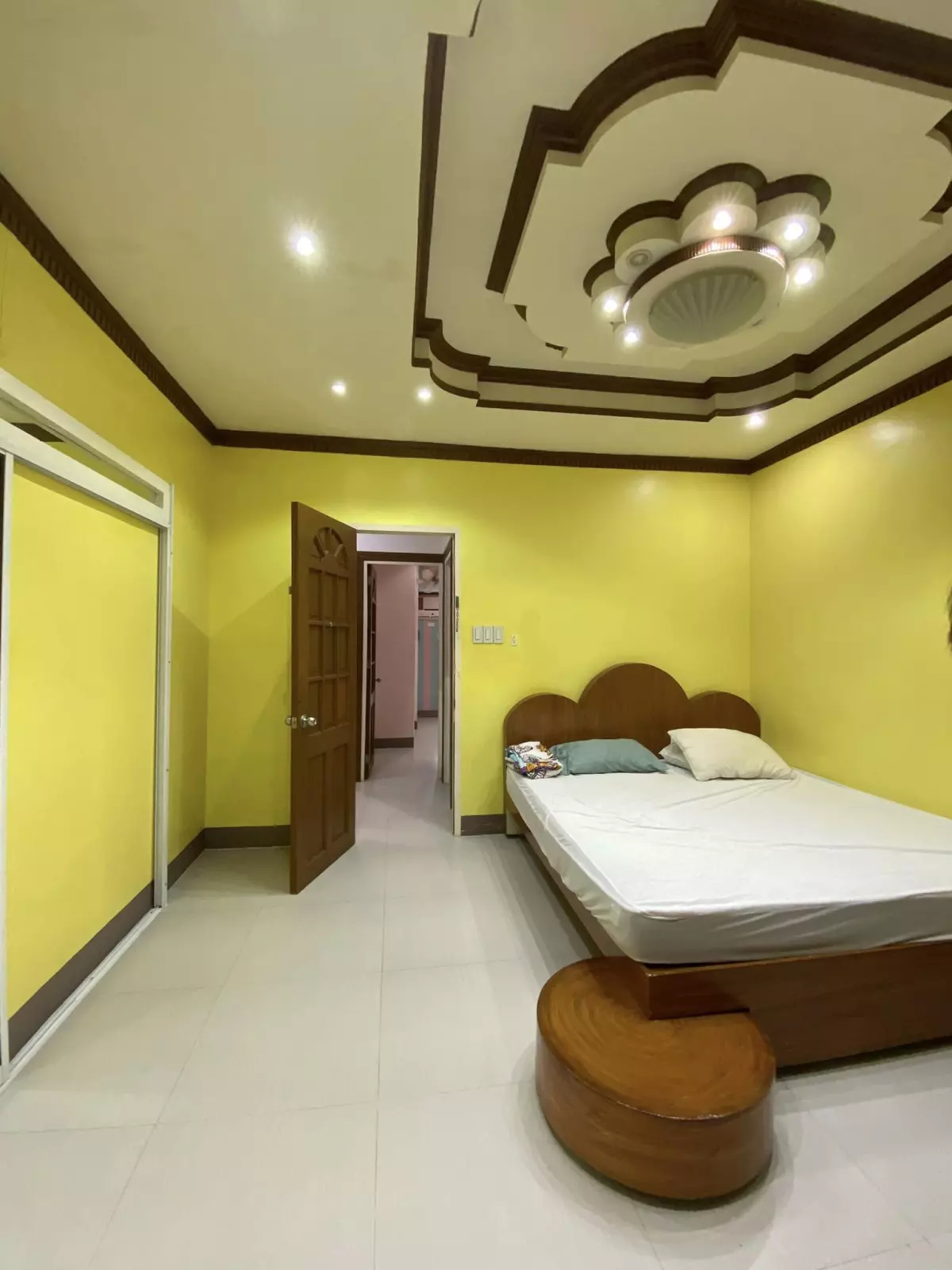 FULLY FURNISHED TOWNHOUSE IN MABOLO — House and Lot in Cebu City, Cebu, Philippines — Photo 4