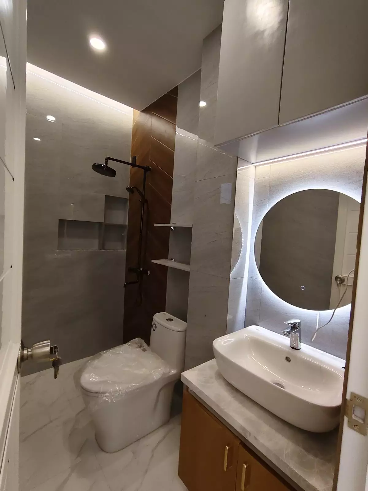 Modern Two Storey House and Lot For Sale! — Townhouse in San Felipe Road, Naga City, Camarines Sur — Photo 5