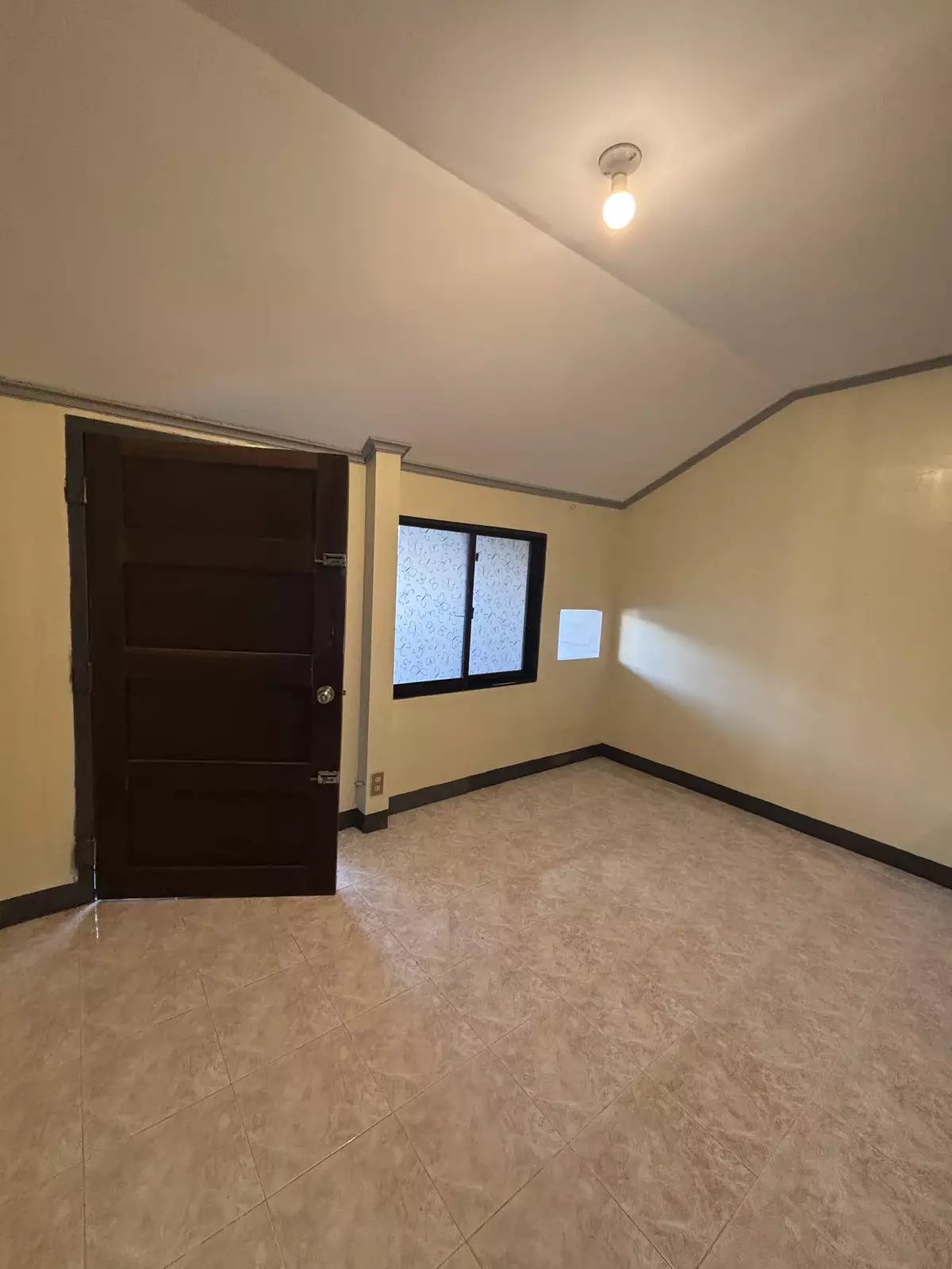 Townhouse For Sale! — Townhouse in Naga City, Camarines Sur, Philippines — Photo 6