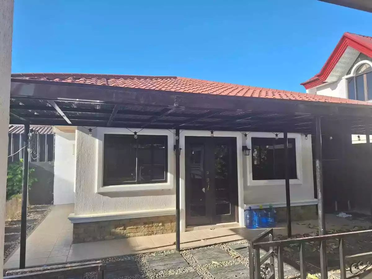 House and Lot FOR SALE at PALISADES!! — House and Lot in Narra St, Bacolod, Negros Occidental — Photo 3