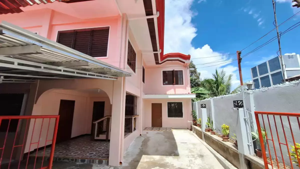 Beautiful house and Lot in Carcar — House and Lot in Carcar, Cebu, Philippines — Photo 2