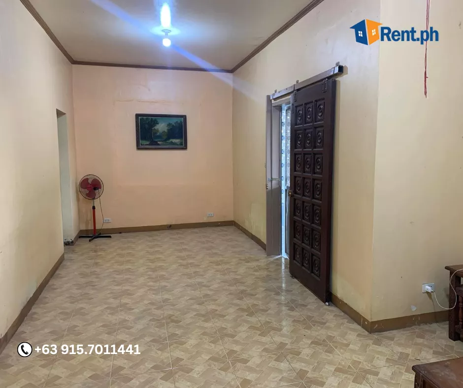 SPACIOUS 3-BEDROOM HOUSE FOR RENT IN LAS PINAS — House and Lot in S. Valerio, Las Piñas, Metro Manila — Photo 3