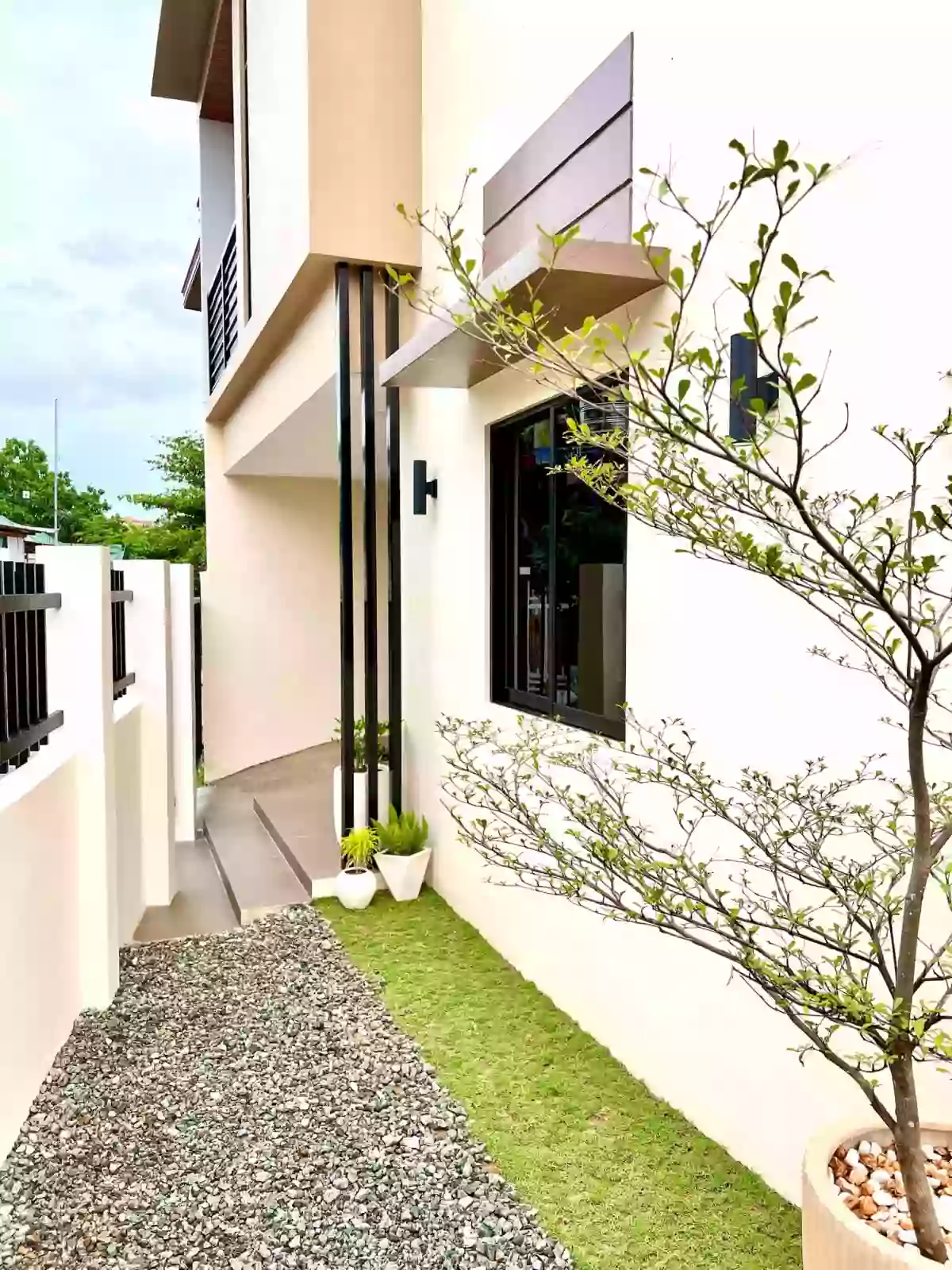 Brandnew Modern House in Talisay — House and Lot in Cebu, Philippines — Photo 2