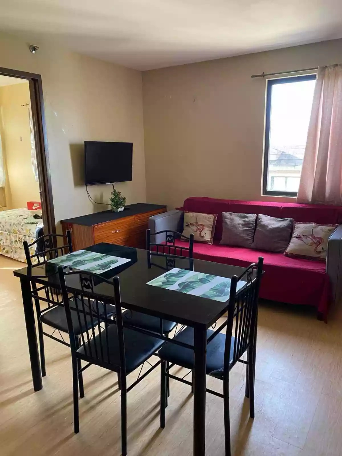 2 BEDROOM  with balcony FURNISHED AT ONE OASIS (corner unit) — 2 Bedrooms in Pres. Magsaysay Street, Cebu City, Philippines — Photo 5