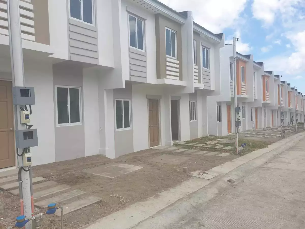 Rent-To-Own House Richwood Homes Bacong Negros Oriental — Townhouse in Dumaguete, Negros Oriental, Philippines — Photo 5