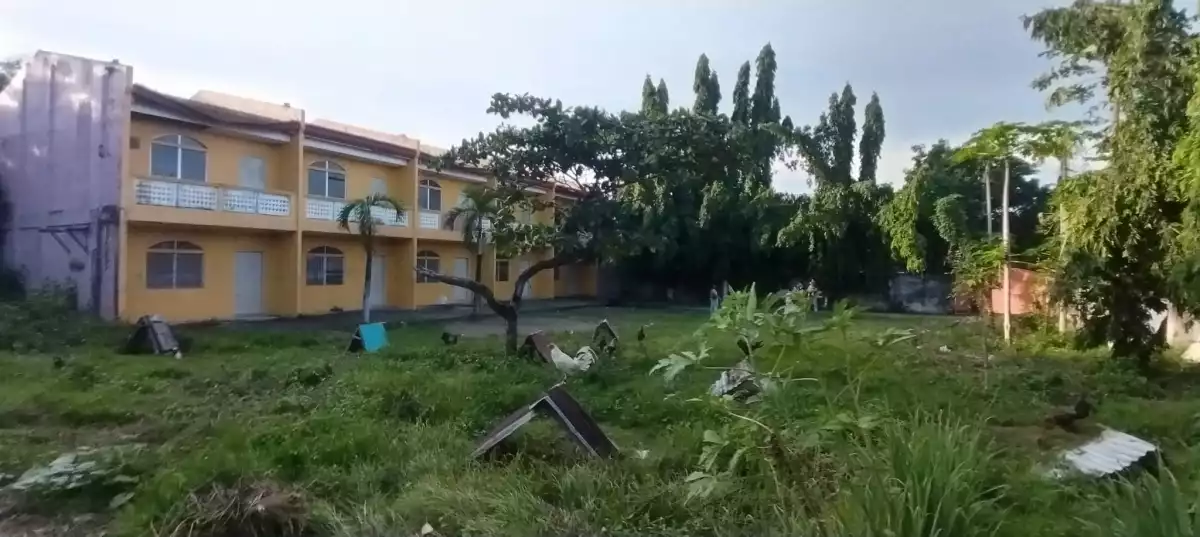 FOR SALE: PRIME 1,677 SQM PROPERTY with 5 Townhouse Apartment– Maribago Lapu-Lapu City, Cebu — Commercial Lot in Lapu-Lapu, Cebu, Philippines — Photo 7