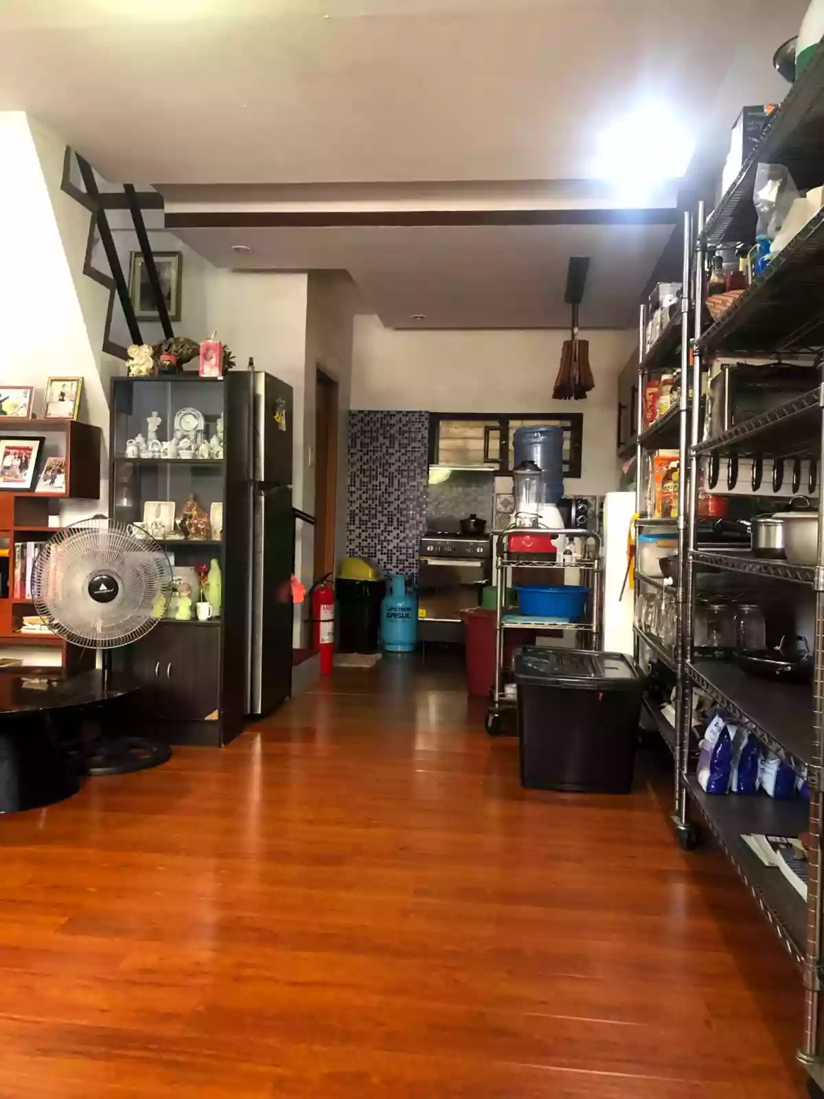 3 Bedroom Townhouse for — Townhouse in Mactan Circumferential Rd, Lapu-Lapu City, Cebu — Photo 6