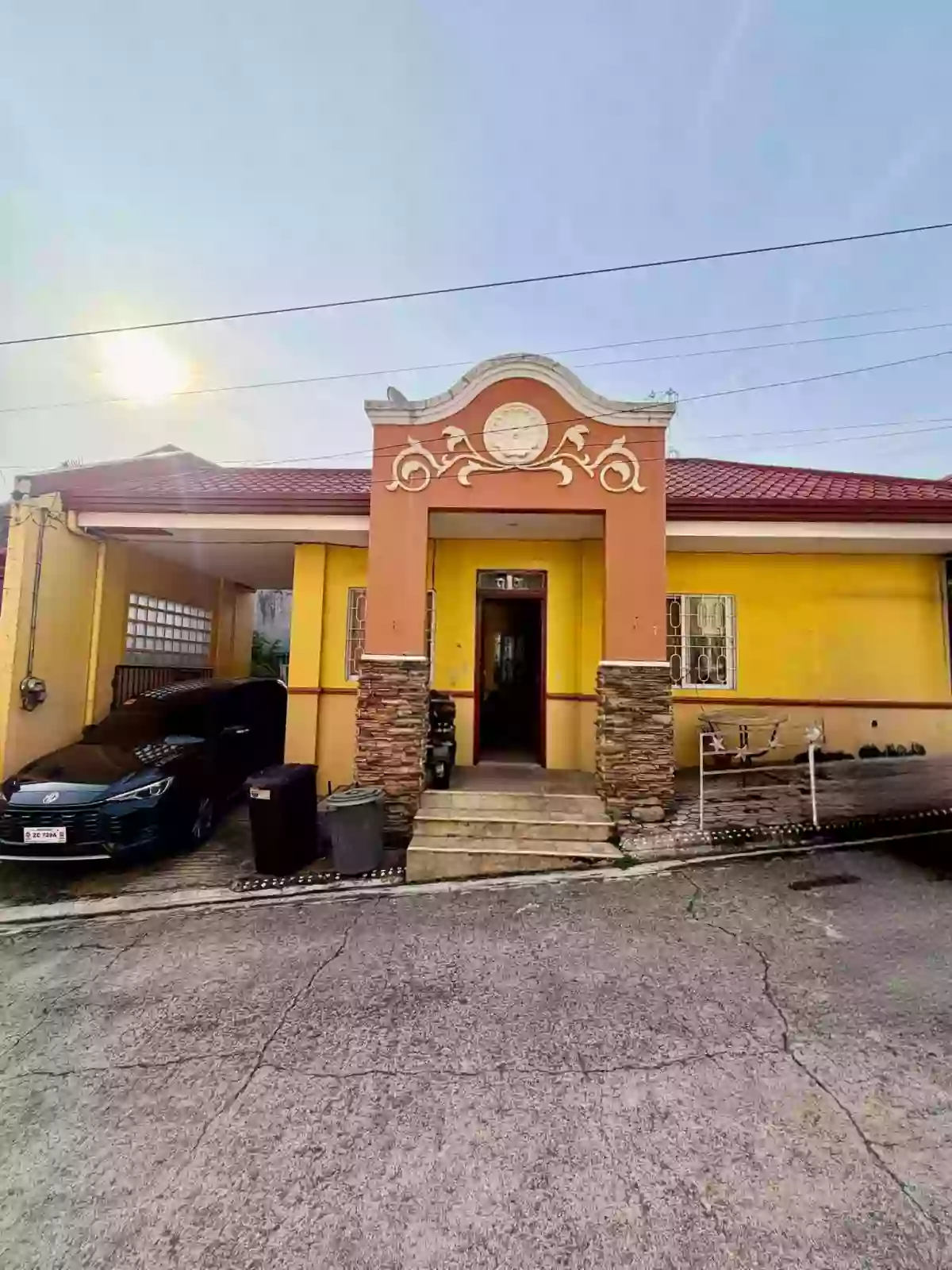 FOF SALE Bungalow House and Lot — House and Lot in Jagobiao Mandaue City — Photo 2
