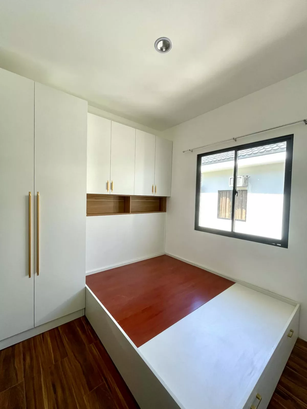 Elegant Spacious House and Lot for Sale in Minglanilla Highlands Phase 1 — House and Lot in Upper Pakigne Rd, Minglanilla, Cebu — Photo 7