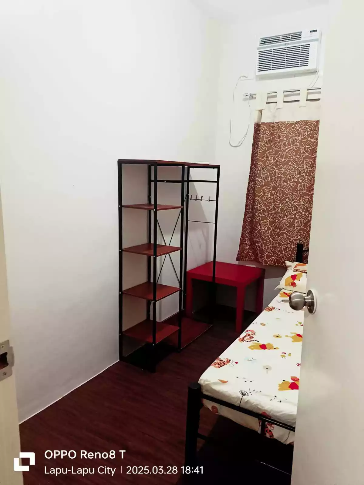 Open photo 13 of 21 —  3 Bedroom Townhouse in Beverly Place Mactan Subdivision Agus Lapu Lapu 