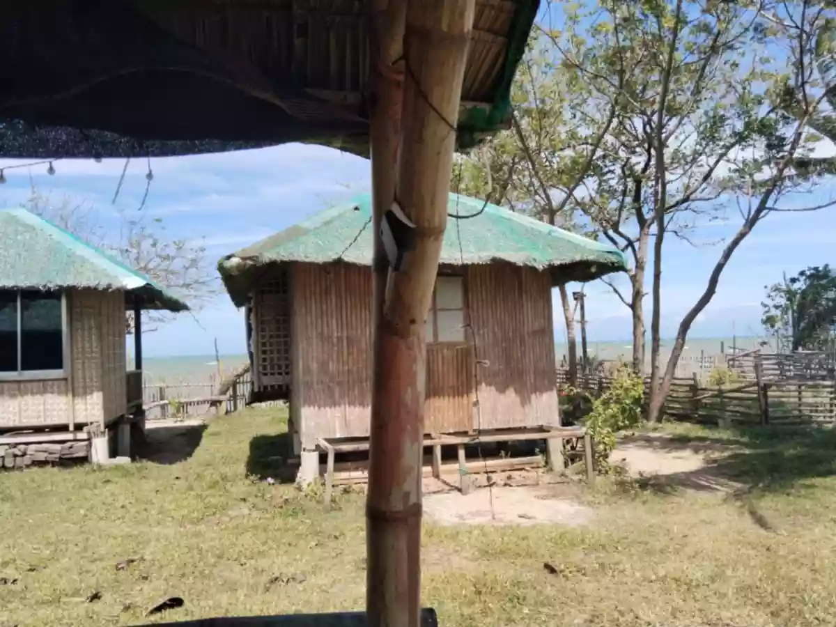 Open photo 11 of 20 — Beach Lot/White Sand Beach 