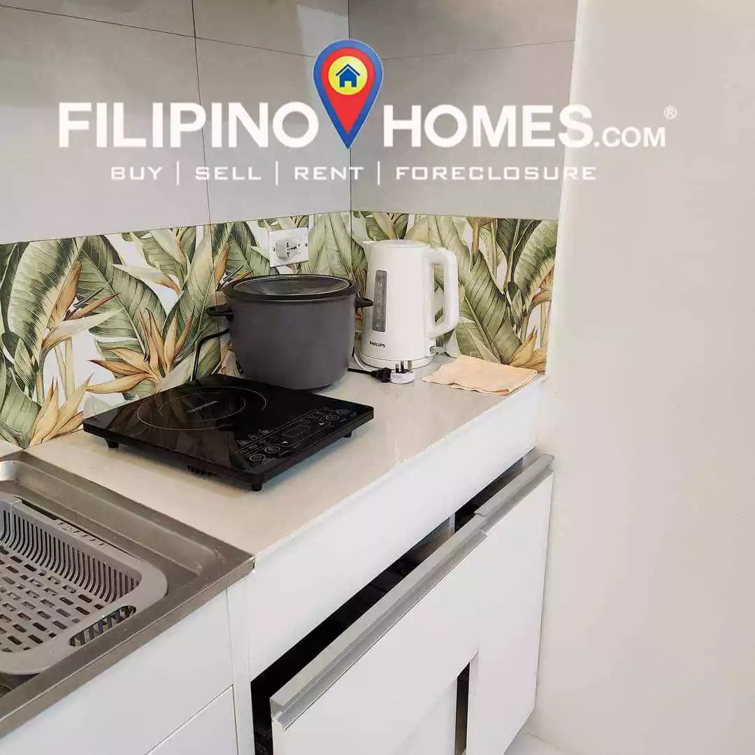 2 Bedrooms Fully Furnish Condo at Deca Sentrio Naga City — 2 Bedrooms in Naga, Camarines Sur, Philippines — Photo 2