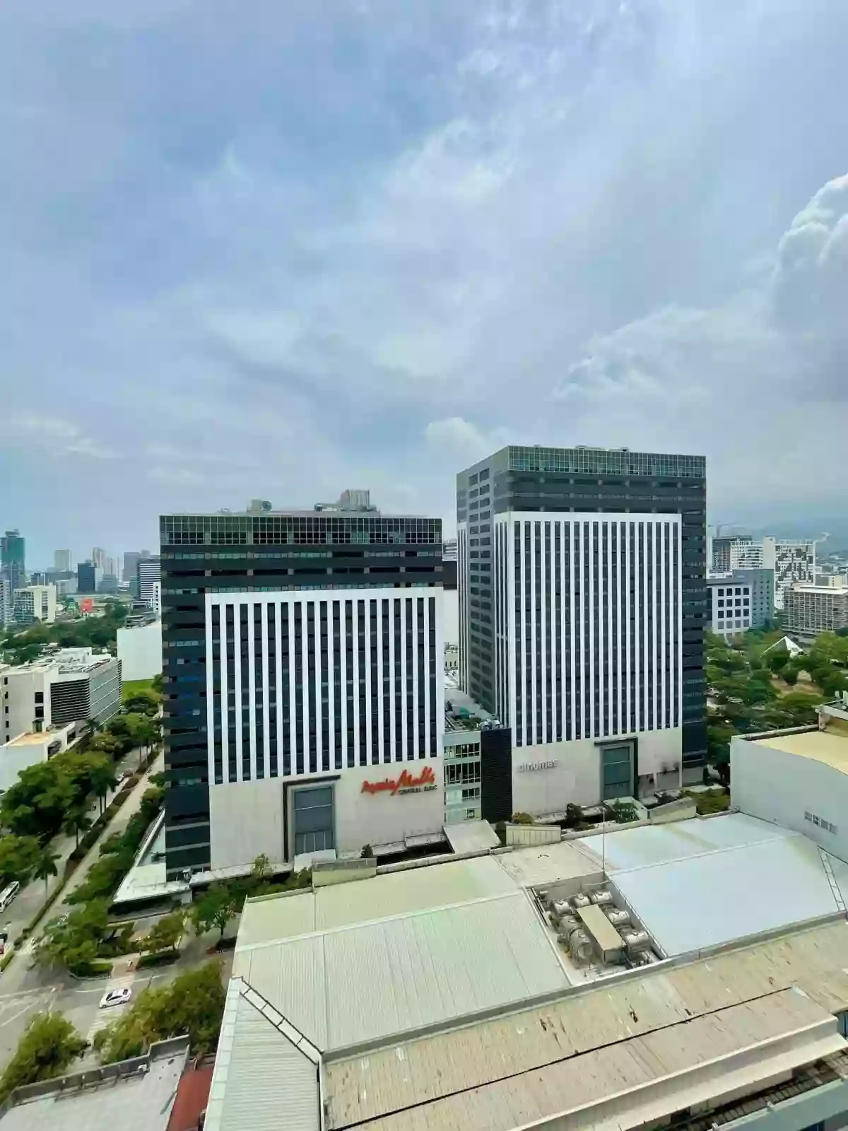 Open photo 13 of 14 — 38 PARK STUDIO | FOR SALE 
