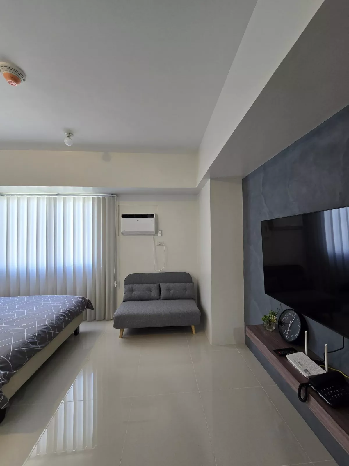 Brand New and Fully-Furnished Studio for Rent — Studio in Pope John Paul II Avenue, Cebu City, Central Visayas — Photo 2