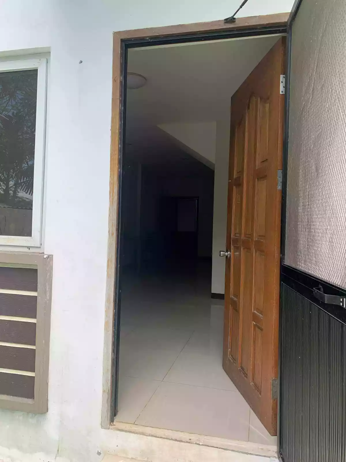 HOUSE AND LOT FOR SALE — House and Lot in Davao City, Davao del Sur, Philippines — Photo 2