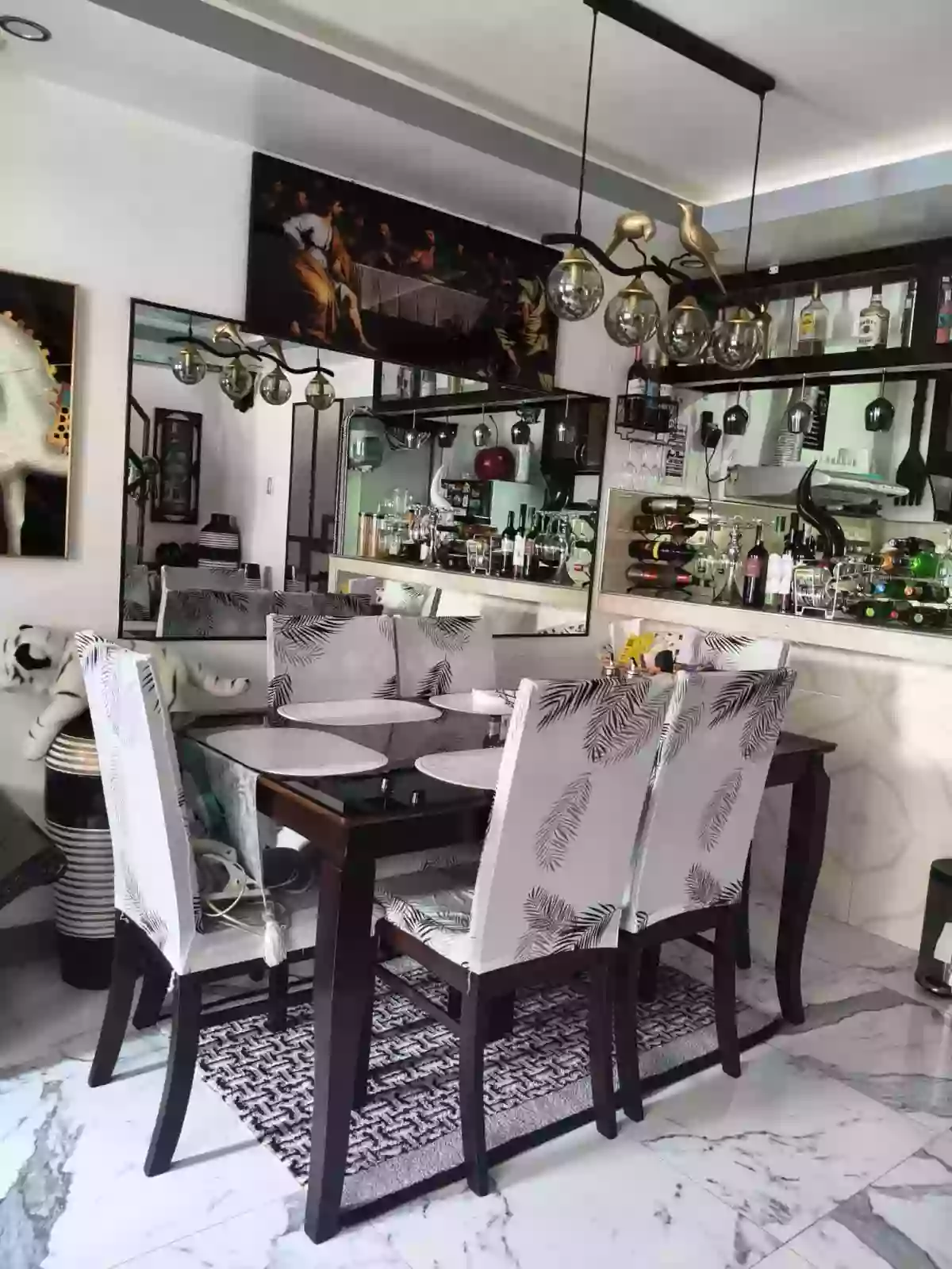 Townhouse — Townhouse in Main Street, City of Santa Rosa, Laguna — Photo 5