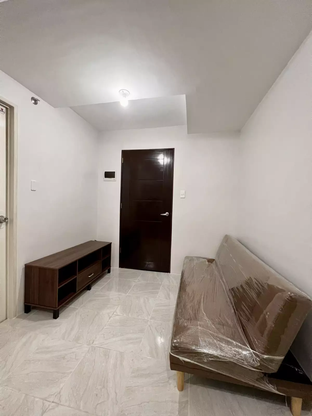 Deca Homes Banilad — 2 Bedrooms in Elias V. Espina Street, Mandaue City, Cebu — Photo 2
