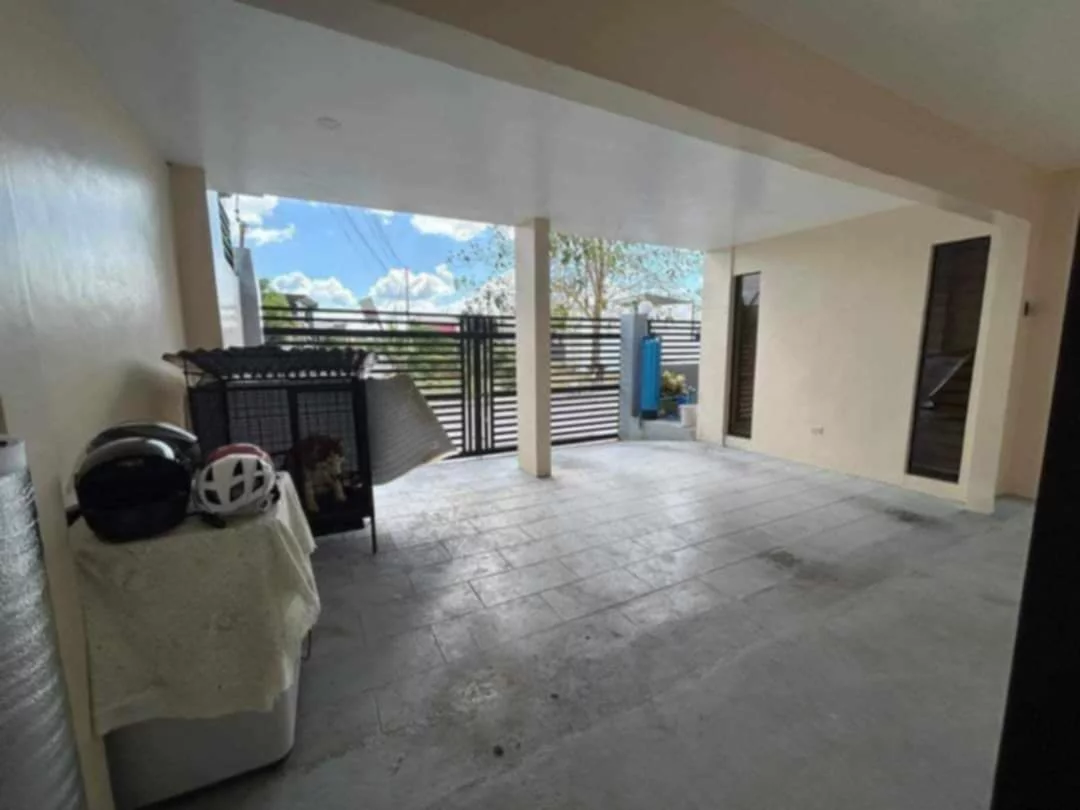 Rush Sale House and Lot — House and Lot in Guzman Street, Mandurriao, Iloilo City — Photo 4