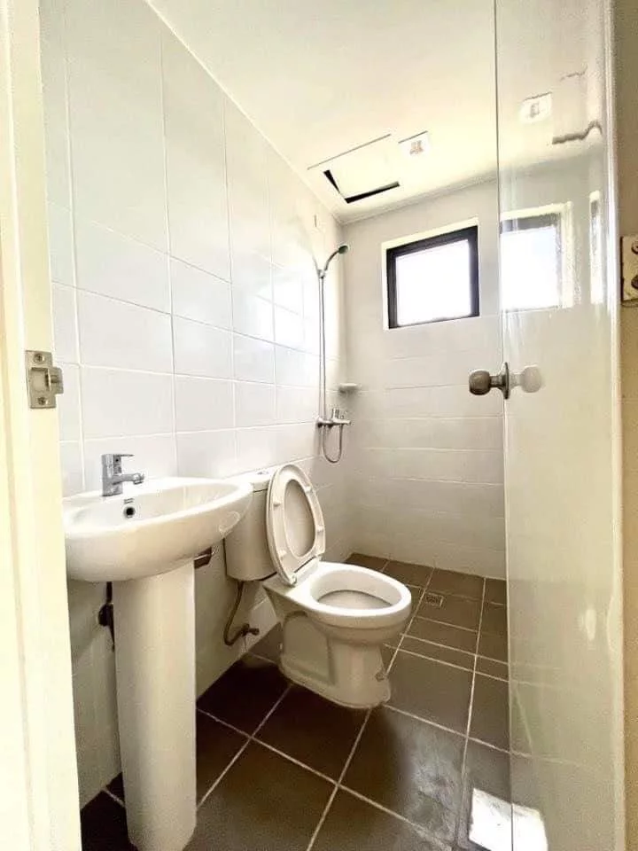 For Assume 1BR Semi Furnished in Midpoint Residences — 1 Bedroom in Banilad, Mandaue City — Photo 7