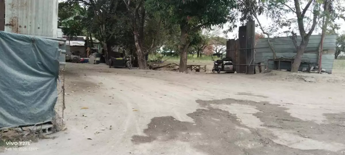 COMMERCIAL LAND IN CAPAS — Commercial Lot in Capas, Tarlac, Philippines — Photo 3