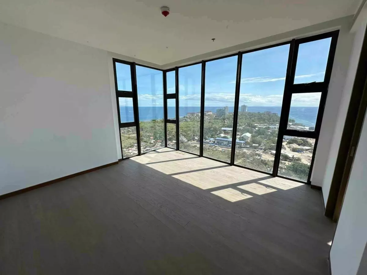 2 bedroom with balcony — 2 Bedrooms in Cebu — Photo 2