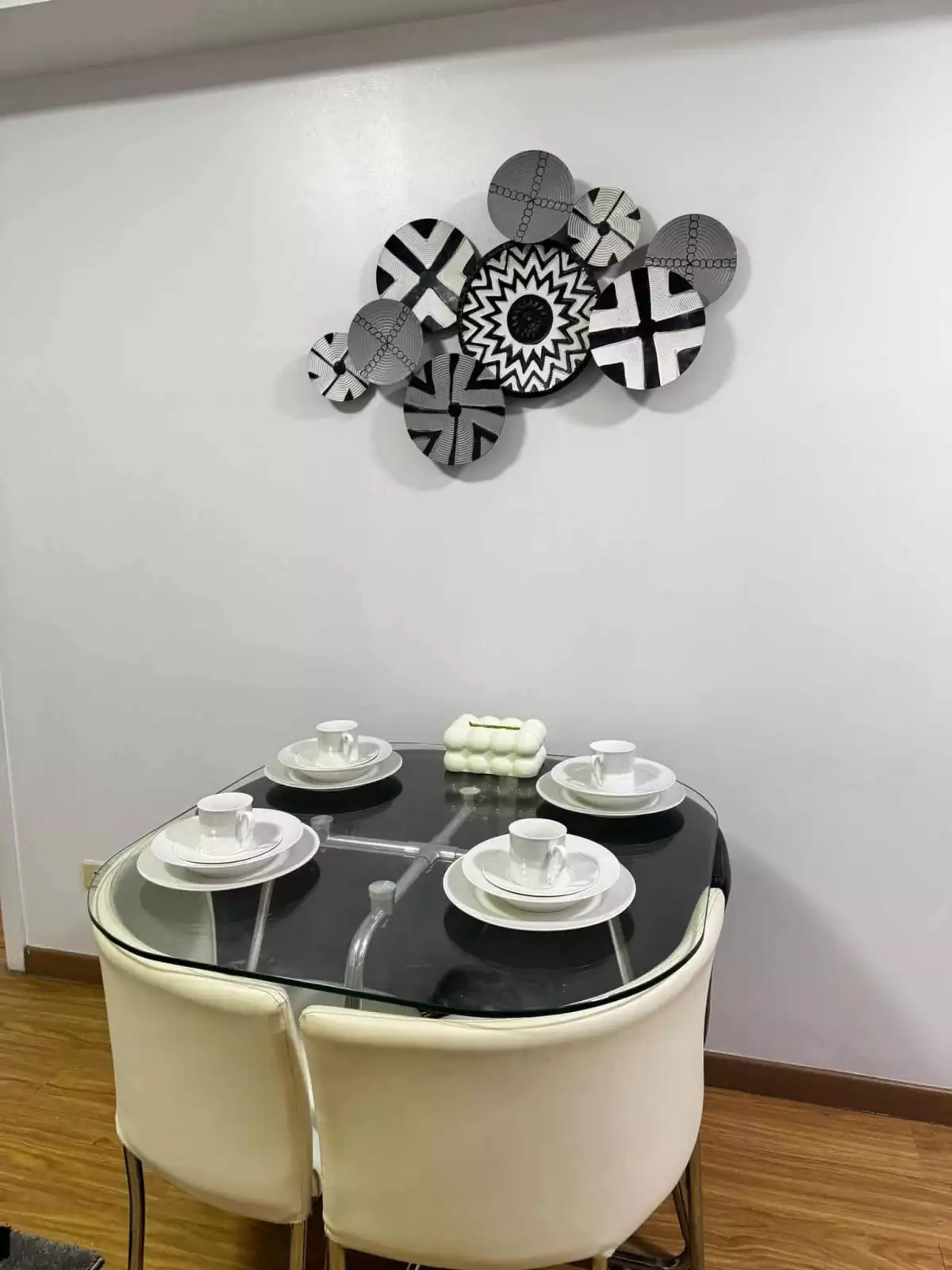 Rush Sale 2 Bedroom unit at Acqua Private Residences — 2 Bedrooms in Coronado, Mandaluyong City, Metro Manila — Photo 5