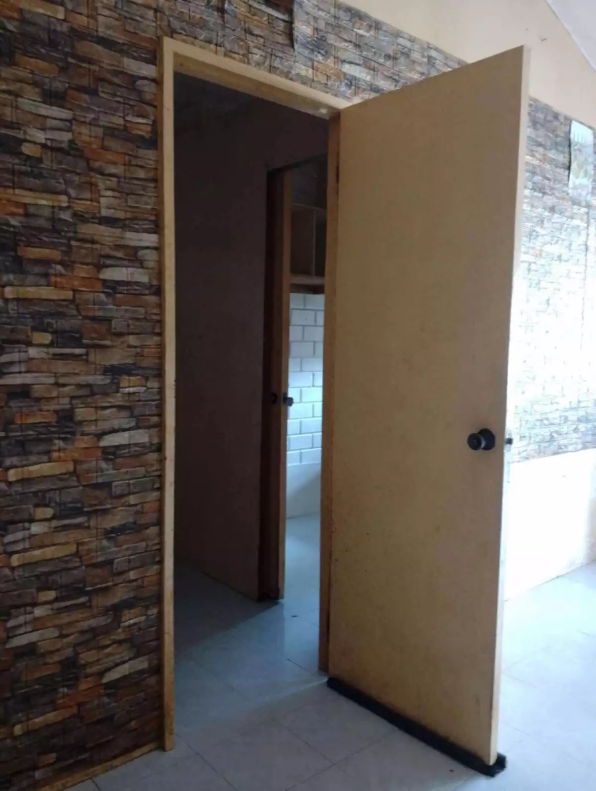 HOUSE AND LOT FOR RENT IN SABANG, DANAO CITY — House and Lot in Danao City, Cebu, Philippines — Photo 4