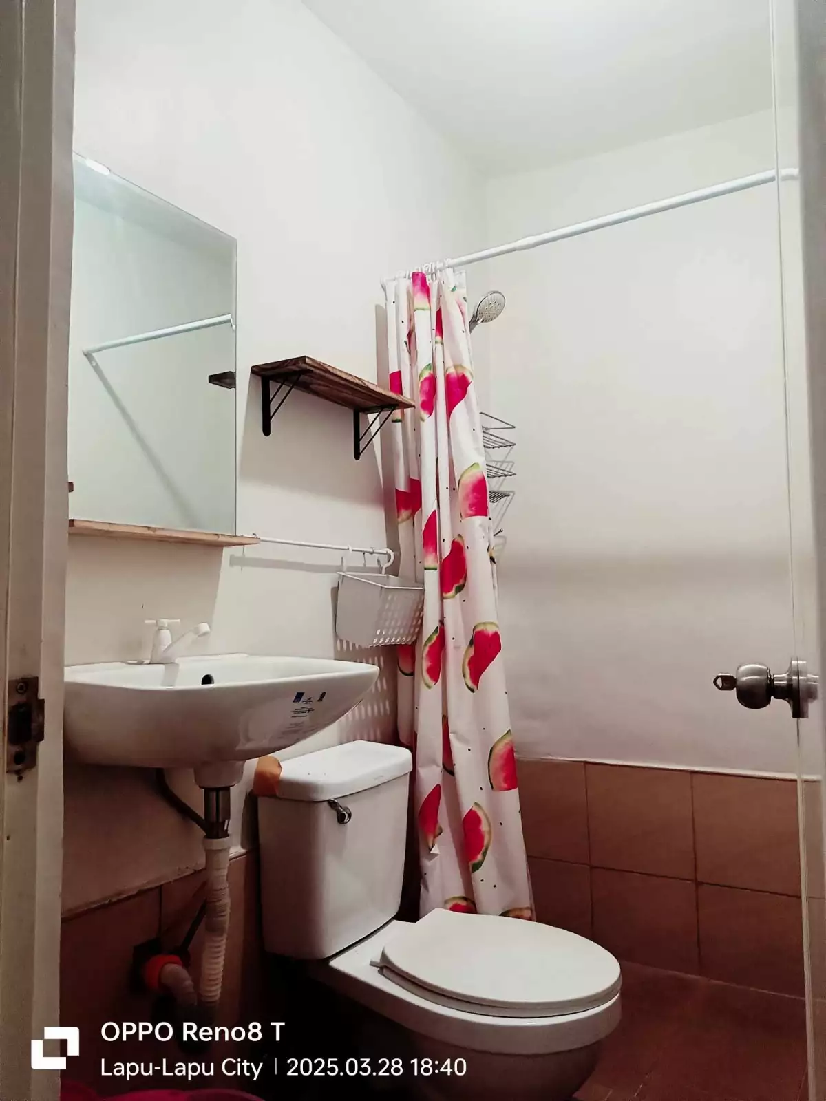 3 Bedroom Townhouse in Beverly Place Mactan Subdivision Agus Lapu Lapu — Townhouse in Birch St, Lapu-Lapu, Cebu — Photo 4