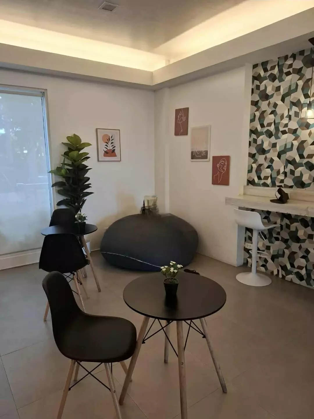 AMAIA STEPS ALABANG CONDO — Studio in Alabang–Zapote Road, Las Piñas, Metro Manila — Photo 2