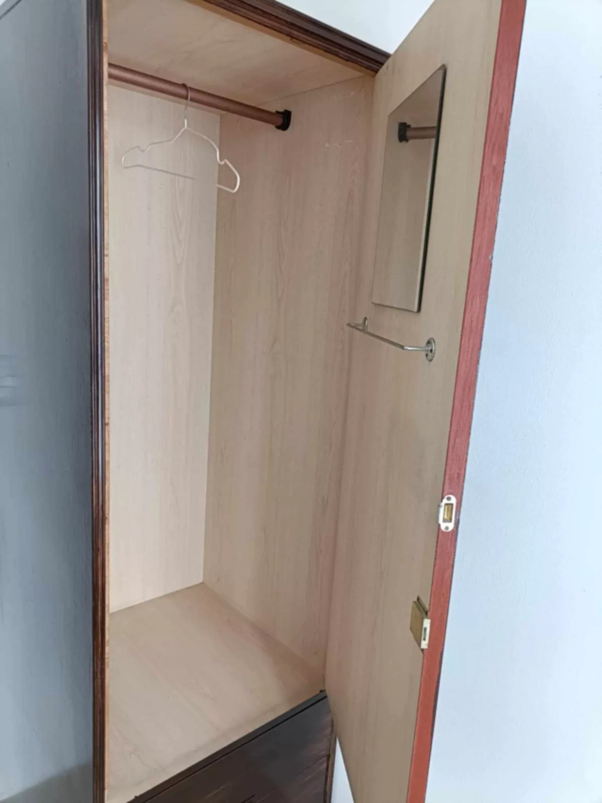 The Montane — Studio in Taguig, Metro Manila, Philippines — Photo 2
