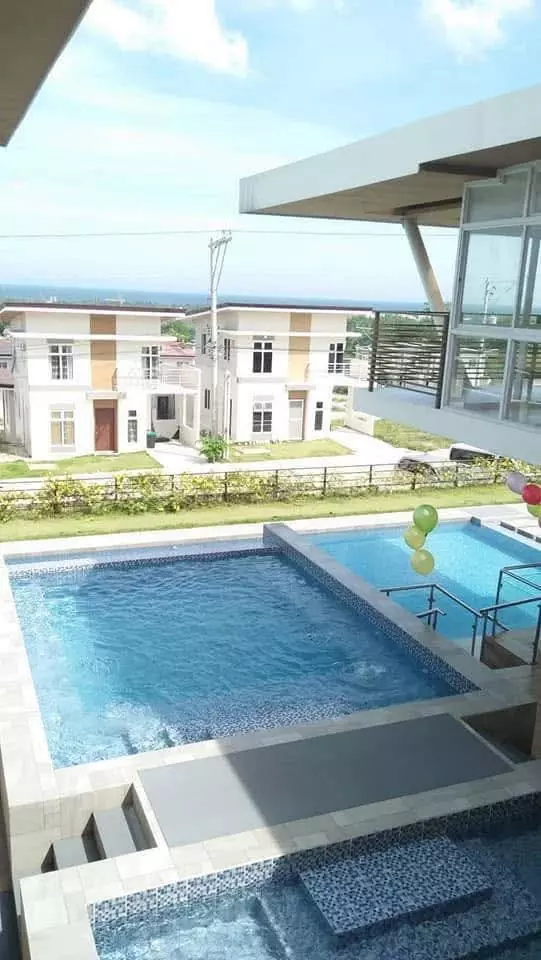 Open photo 14 of 15 — For Rent – Fully Furnished 3-Bedroom Home