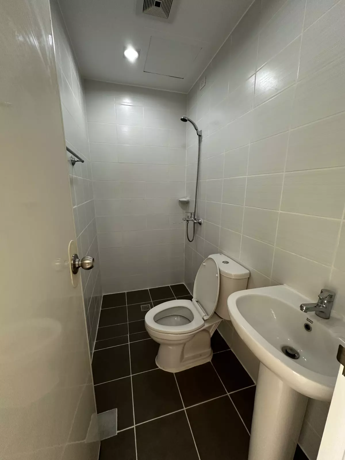For Assume - 1 BR Unit at Midpoint Residences for only P650K — 1 Bedroom in Ines Ouano Road, Mandaue City, Central Visayas — Photo 2