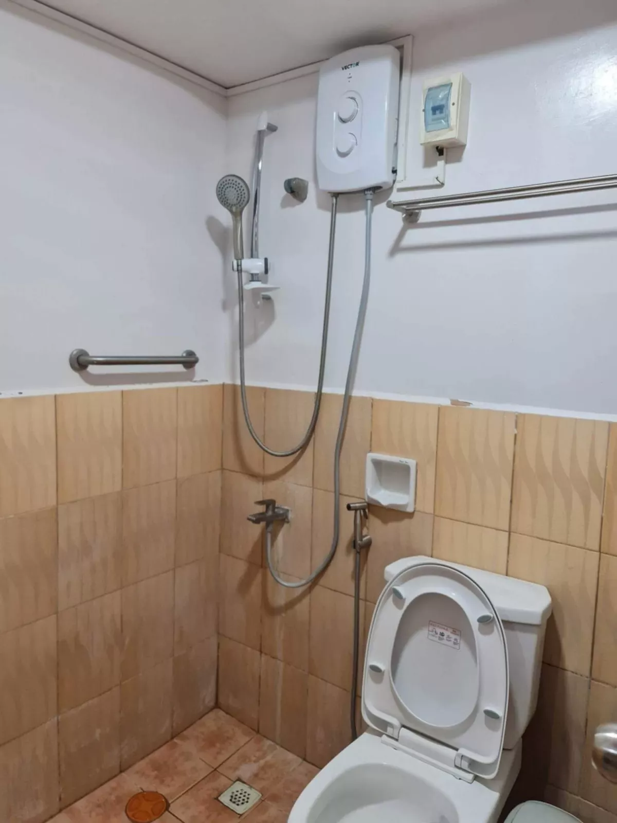 STUIO TYPE CONDO FOR RENT — Studio in Naya Road, Cebu City, Central Visayas — Photo 3