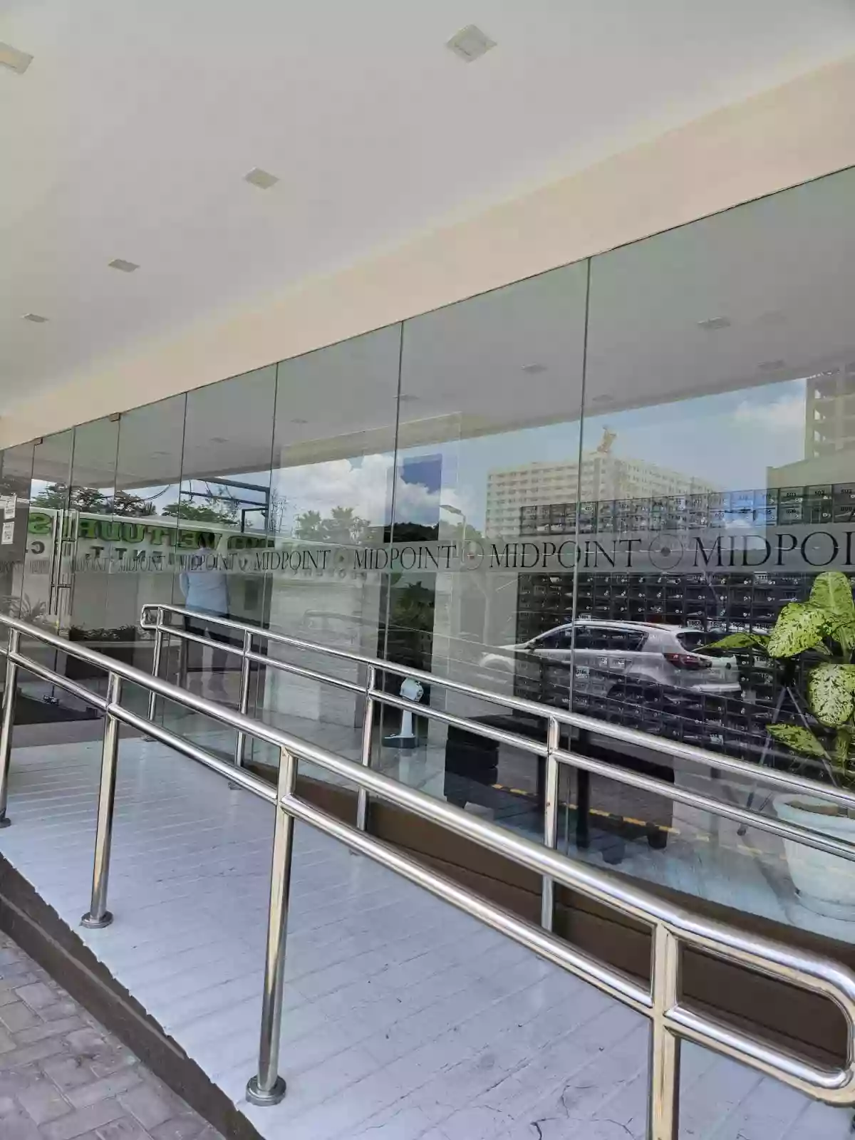 Open photo 16 of 17 — FOR SALE 2BEDROOM UNIT AT MIDPOINT RESIDENCES with Parking 
