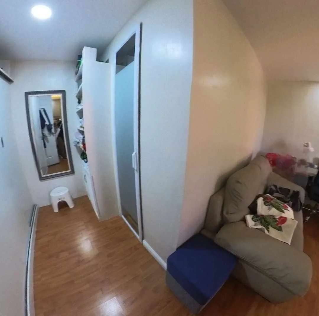 Open photo 23 of 23 — APARTMENT 3 DOORS RUSH FOR SALE