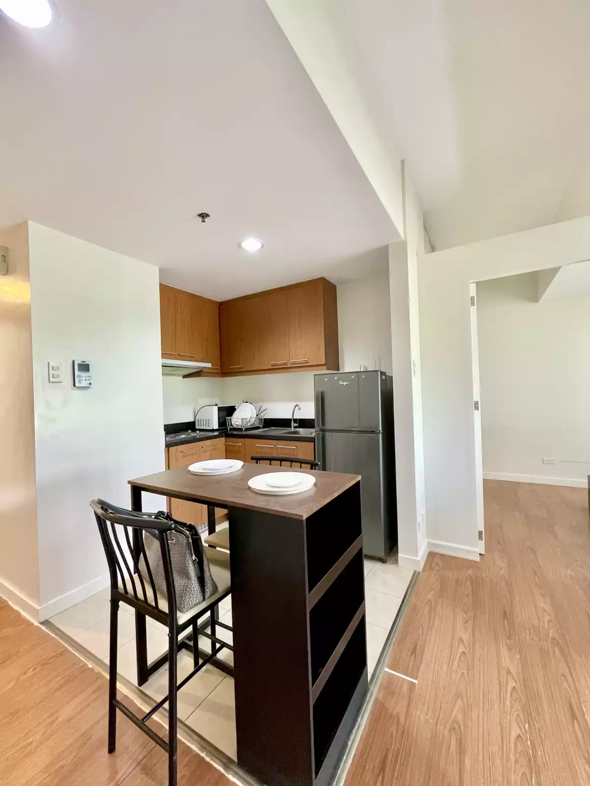 Open photo 11 of 20 — Marco Polo Unit For Sale