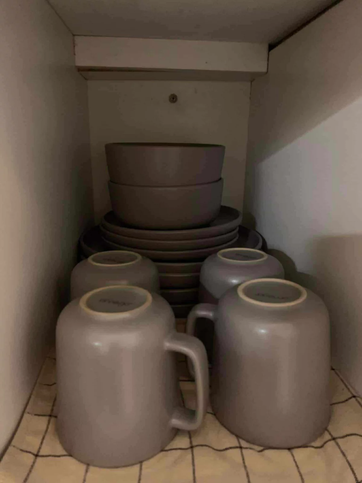 Open photo 11 of 11 — Newly Renovated Studio unit FOR SALE in Horizon 101