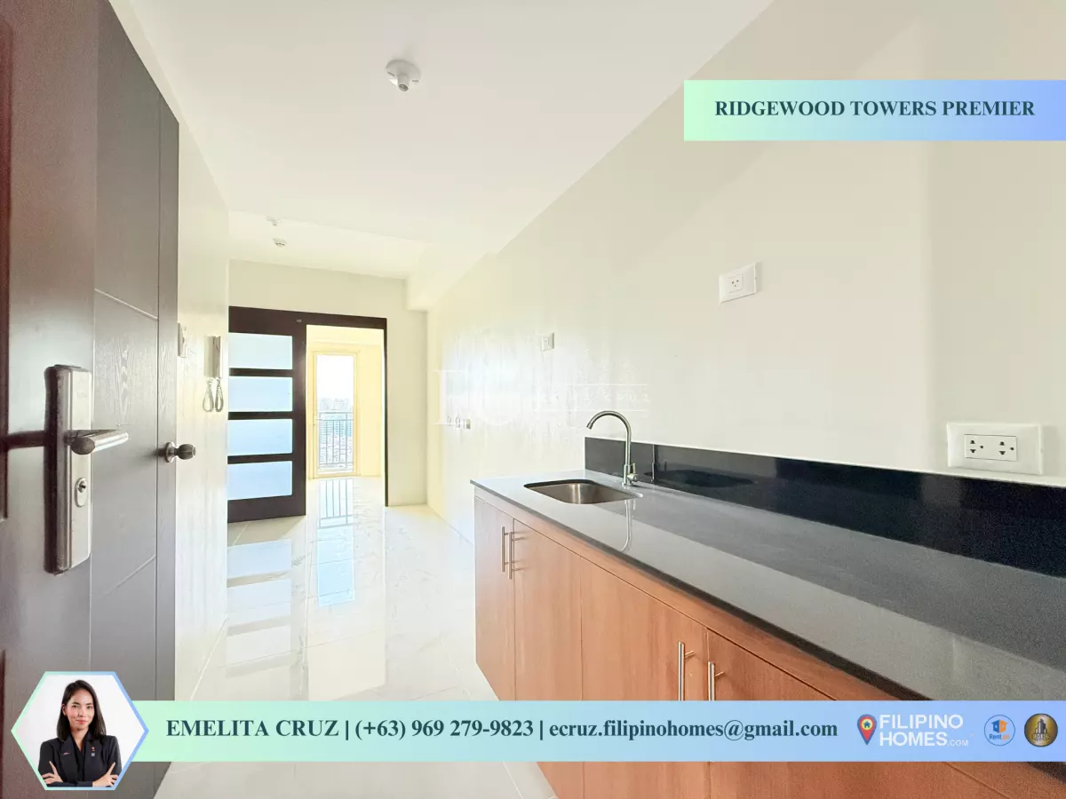 1BR WITH BALCONY FOR SALE AT RIDGEWOOD TOWERS PREMIER — Studio in Taguig, Metro Manila, Philippines — Photo 5