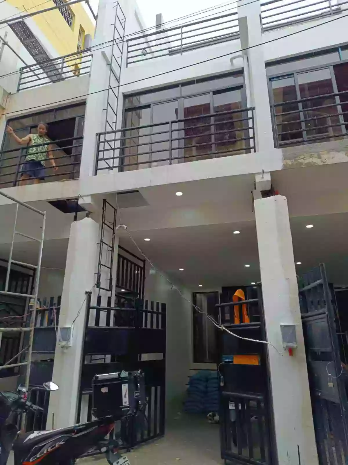 PRE-SELLING ECO-FRIENDLY THREE STOREY TOWNHOUSE FOR SALE IN SAMPALOC MANILA