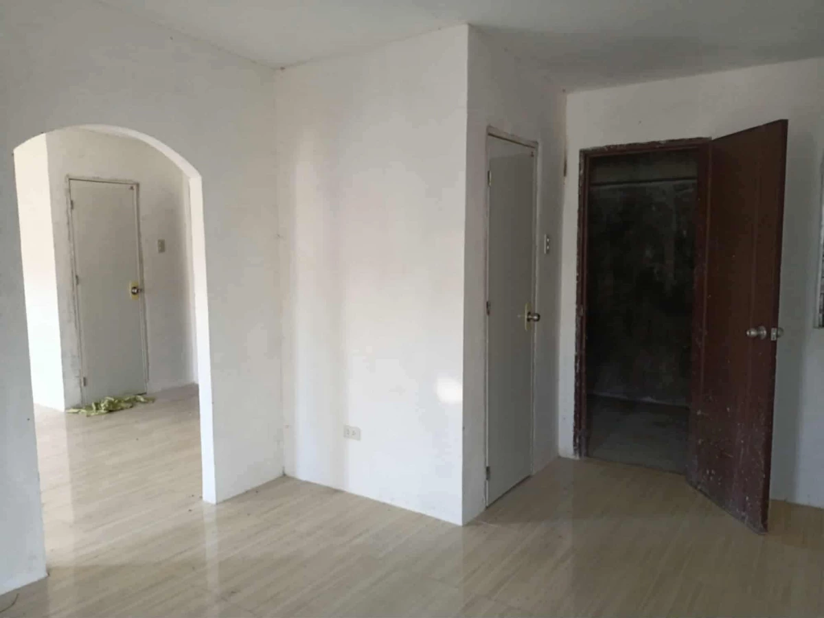 Row house — House and Lot in Oton, Iloilo, Philippines — Photo 4