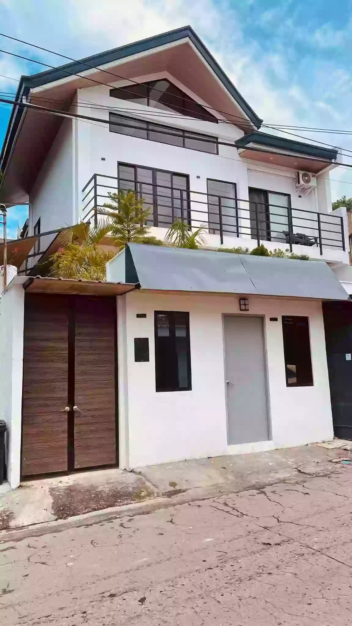 Most Affordablr House with Pool Lapu2x — House and Lot in Lapu-lapu City, Cebu, Philippines — Photo 2