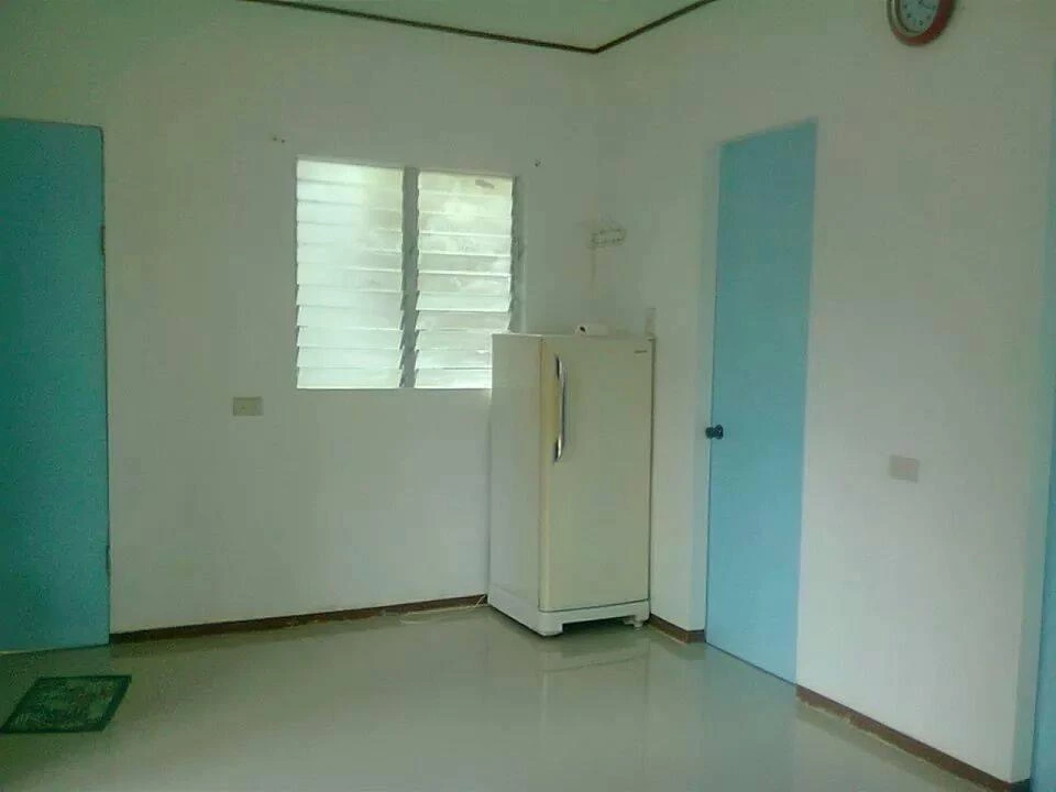504 SQM LOT with TWO HOUSES at VILLARANTE VILLAGE, SAN CARLOS CITY — House and Lot in San Carlos City, Negros Occidental, Philippines — Photo 4