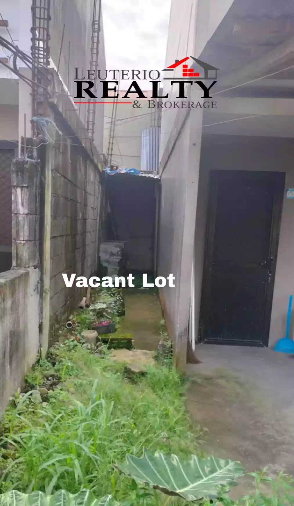 Town House Unit — House and Lot in Naga, Camarines Sur, Philippines — Photo 3